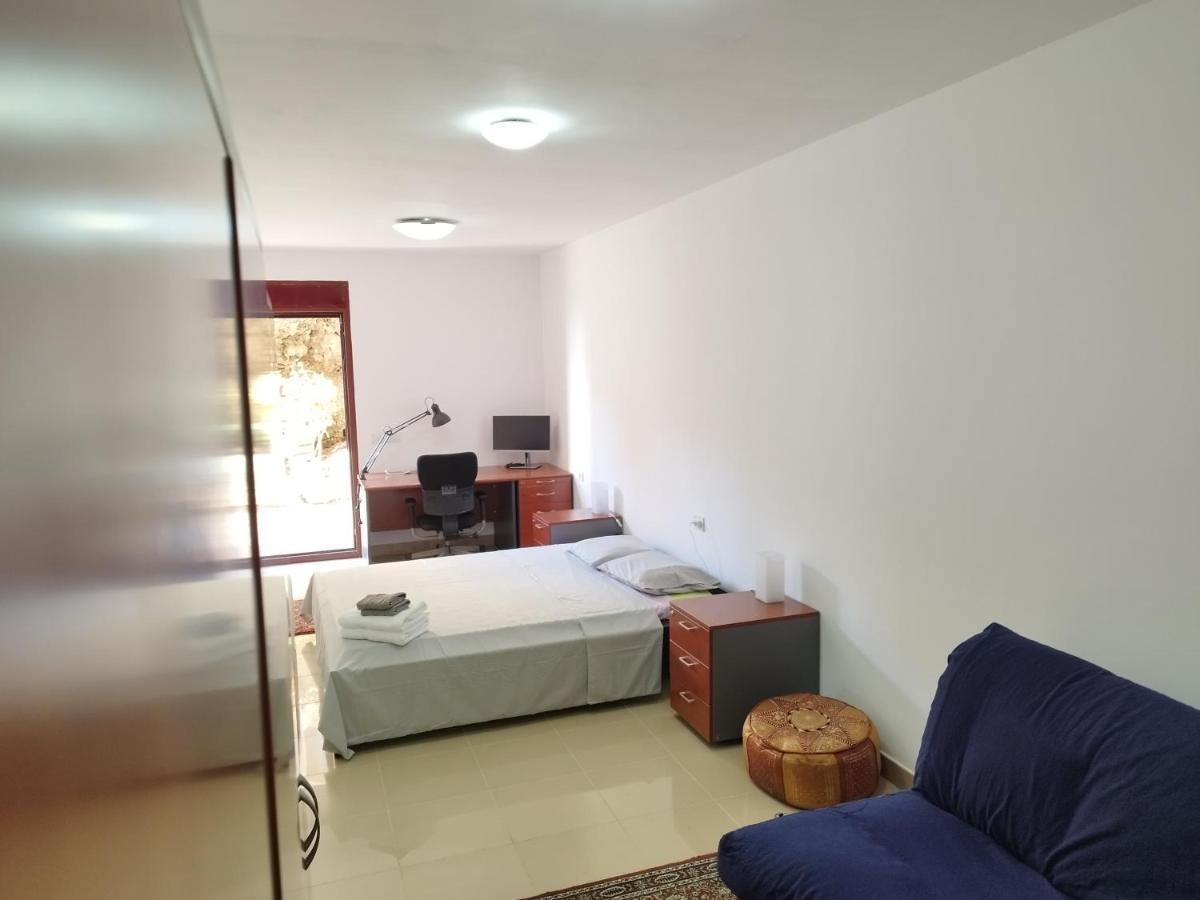 לינה וארוחת בוקר Vivienda Vacacional Compartida Radazul מראה חיצוני תמונה